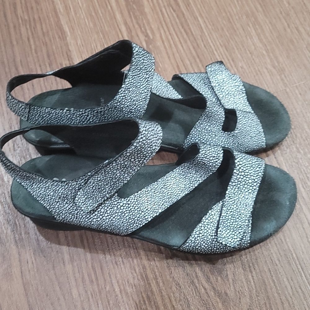 Spring Step Natal Sandals 41 - Picture 2 of 6